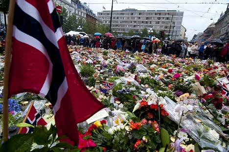 Breivikin iskut järkyttivät norjalaisia syvästi.