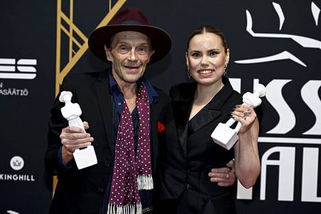 Ilkka Heiskanen voitti Jussin sivuosasta elokuvasta Hetki lyö ja Sara Melleri pääosasta Kikka!-elokuvassa.