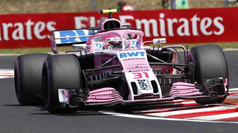 Force India saa uudet omistajat. Esteban Ocon on tallin toinen kisakuskeista.