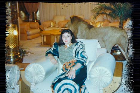 Dubain prinsessa Shamsaa ei ole nähty julkisuudessa sitten vuonna 2000 Britanniassa tapahtuneen pakoyrityksensä. Kuva Shamsasta on otettu 1990-luvun loppupuolella.