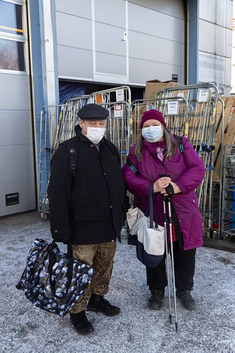 Näin ruoan hinnan nousu näkyy Myllypuron leipäjonossa - Kotimaa -  Ilta-Sanomat