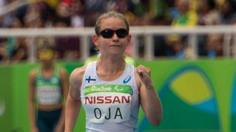 Ronja Oja voitti kultaa sadalla metrillä ja nappasi pronssia pituushypyssä.
