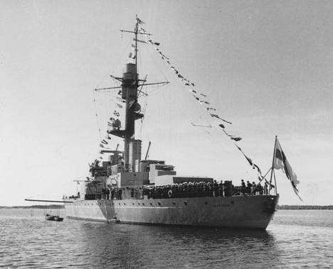 Panssarilaiva Ilmarinen oli Suomen laivaston lippulaiva.