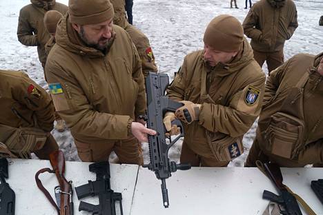 Ukrainan Kiovassa armeija harjoitteli.