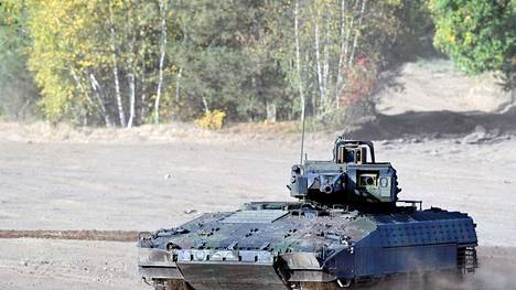 Bundeswehrin Puma-rynnäkkövaunujen ongelmat paljastuivat joulukuussa. Harjoitukseen osallistuneista 18 vaunusta yksikään ei ollut toimintakunnossa, kun harjoitus päättyi.