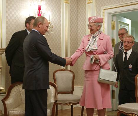 Putin ja kuningatar Margareeta tapasivat syyskuussa 2011 Moskovassa.
