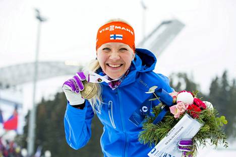 Mäkäräinen voitti urallaan maailmanmestaruuden (2011) ja kolme kertaa maailmancupin kokonaiskilpailun.
