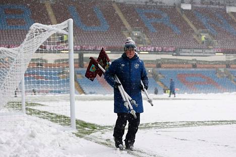 Ottelu Burnley–Tottenham jouduttiin siirtämään kovan lumentulon takia.