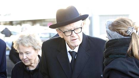 Presidentti Martti Ahtisaarella on todettu koronavirustartunta.