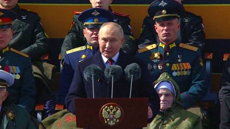 Putin piti perinteisen voitonpäivän puheensa Moskovan Punaisella torilla.