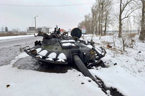 Venäjän armeija on menettänyt Ukrainan taisteluissa tähän mennessä 10 prosenttia tankkiaseesta.