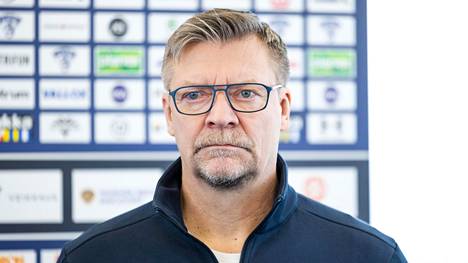 Jukka Jalonen haluaisi SM-liigaan tauot maajoukkuepelien ajaksi.