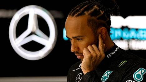 Mercedeksen kilpailukyvyn epävarmuudet tekevät Lewis Hamiltonin mestaruusjahdista vaikeaa.