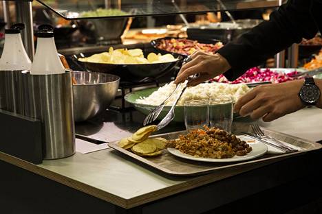 Koko Suomen ravintola-alan ruokahävikki on 75–85 miljoonaa kiloa vuodessa. Suurin osa siitä koostuu linjastoruokailujen tarjoilutähteistä ja ylivalmistetusta ruoasta, joita ei voida hyödyntää uudelleen.