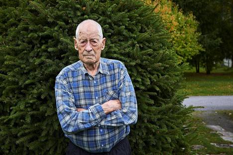 Markus Aaltonen, 99, kotonaan Eurassa.