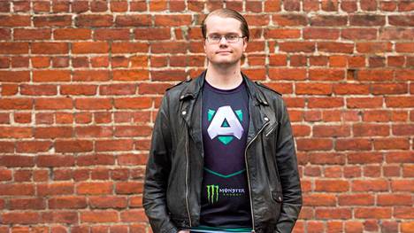 Lopettanut Smash tappelupelilegenda Adam Armada Lindgren r hti