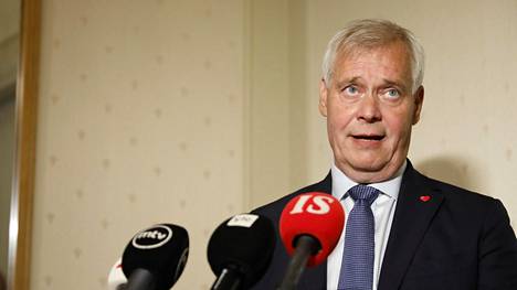 Pääministeri Antti Rinne otti kantaa meriturvallisuuteen politiikan toimittajien aamutilaisuudessa Kesärannassa.