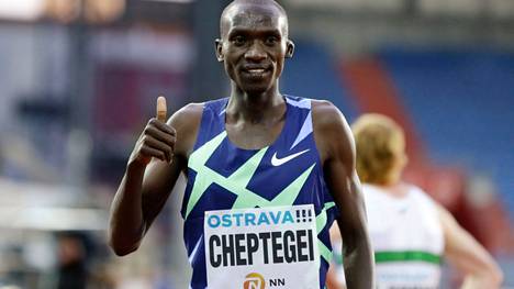 Ugandalainen Joshua Cheptegei paukutti viime kesänä vieterikengät jalassa sekä 5000:n että 10 000 metrin maailmanennätyksen.