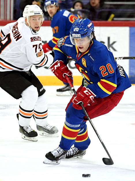 Eeli Tolvanen on ollut KHL-kauden sensaatio.