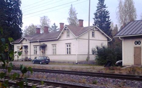 Suinulan rautatieasema