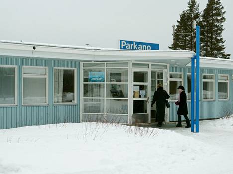 Parkano Station was opened to passenger and freight traffic in 1971.  The station is located approximately six kilometers from the center of Parkano.