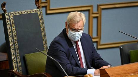 Varapuhemies, ex-pääministeri Antti Rinne on nousemassa hallituksen työministeriksi Tuula Haataisen paikalle.