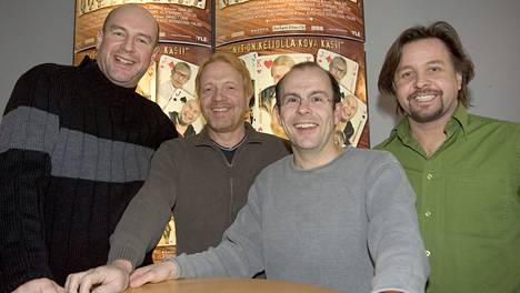 Kummeli-miehet Heikki Vihinen, Heikki Silvennoinen, Timo Kahilainen ja Heikki Hela kuvattuna vuonna 2006.