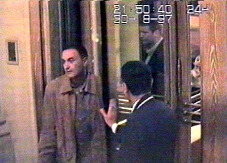 Hotellin valvontakamerakuviin tallentuneet Diana ja Al-Fayed söivät illallista hotellin ravintolassa vain tunteja ennen kohtalokasta auto-onnettomuutta.