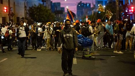 Joulukuussa alkaneet mielenosoitukset jatkuivat Limassa tiistaina.
