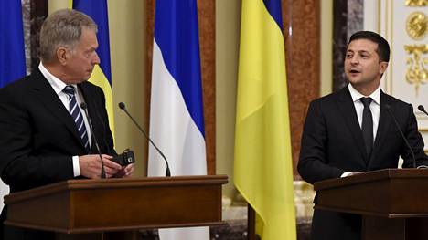 Ukrainan presidentti Volodymyr Zelenskyi kertoi sanoneensa Sauli Niinistölle, että Venäjän kaasuputki on uhka koko Euroopalle.