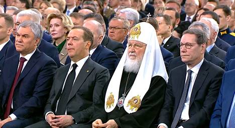 Myös Moskovan patriarkka Kirillin paikka oli eturivissä.