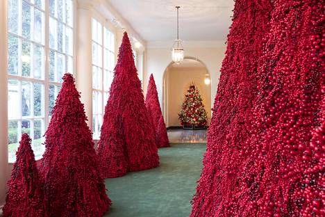 Valkoisen talon joulun 2018 ”verikuuset” joutuivat pilkan kohteeksi.