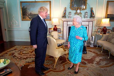 Kuningatar Elisabet nimitti Boris Johnsonin Britannian pääministeriksi heinäkuussa.