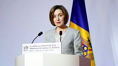 Moldovan presidentti Maia Sandu tiedotustilaisuudessa Pariisissa marraskuussa.