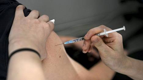 Espoossa riskiryhmäläiset voivat varata jo ajan neljänteen rokotukseen.