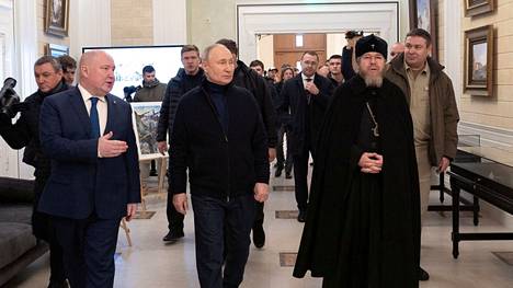 Putin vieraili Krimin niemimaalla alueen valtauksen 9. vuosipäivänä 18. maaliskuuta.