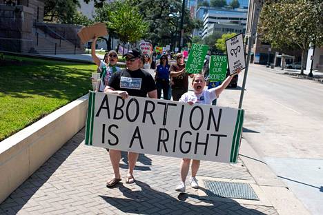 Aborttioikeuden puolustajat marssivat Texasin Houstonissa lokakuussa.