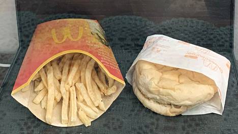 Tältä näyttää 10 vuotta vanha McDonald's-hampurilainen – ”Ihmiset ympäri  maailmaa tulevat tänne nähdäkseen sen” - Ulkomaat - Ilta-Sanomat