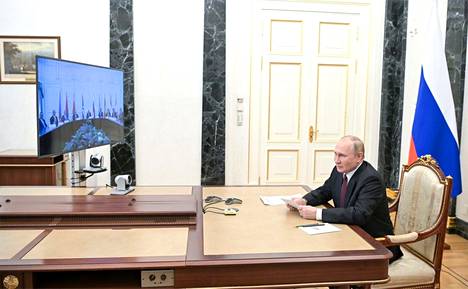 Presidentti Vladimir Putin puhui IVY-maiden ja Kollektiivisen turvallisuusjärjestön jäsenmaiden kokouksessa keskiviikkona.