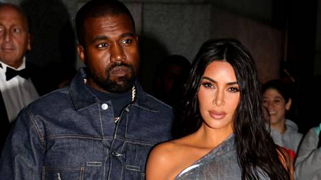 Kanye West ja Kim Kardashian erosivat helmikuussa 2021.