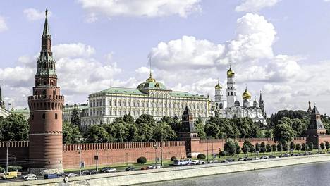 Kreml haluaa hidastaa länsivaltojen 5g-hankkeita sekä kylmää ristiriitoja propagandalla, arvioi The New York Times -sanomalehti.