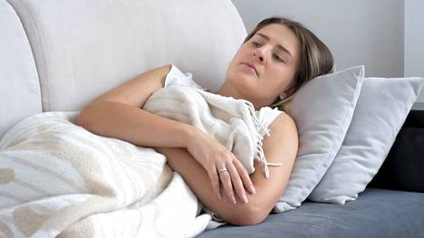 Jos olo on virkeä noin puolen tunnin jälkeen, siirry vuoteesta esimerkiksi sohvalle.
