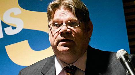 Timo Soini esitteli perussuomalaisten ilmastopoliittista vaihtoehtoa 28. tammikuuta.