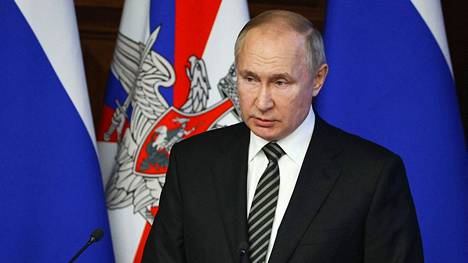 Amerikkalaisten Venäjä-asiantuntijoiden mukaan Putin saattaa jo valmistella tekosyitä sotatoimille.