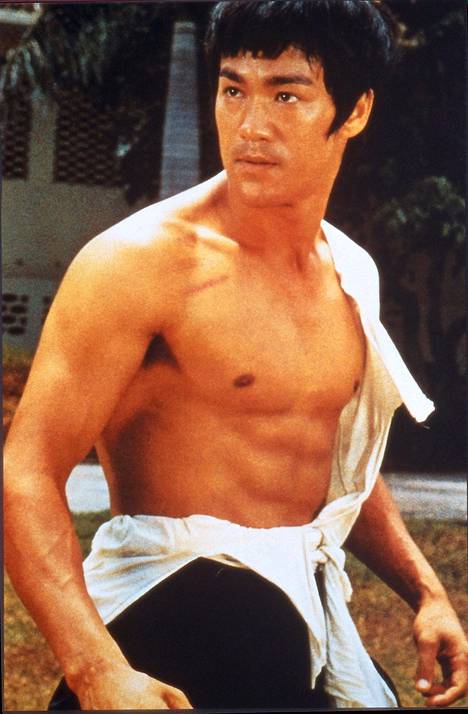 70-luvulla elettiin taistelulajien buumia, mikä teki Bruce Leestä tähden.