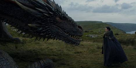 Seitsemännellä kaudella Jon Snow (Kit Harington) teki tuttavuutta Daenerys Targaryeniin ja tämän lohikäärmeisiin.