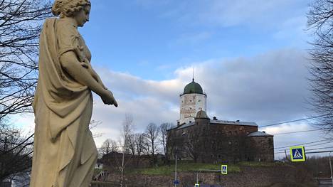Näkymä Viipurin linnalle kuvattuna marraskuussa 2020.