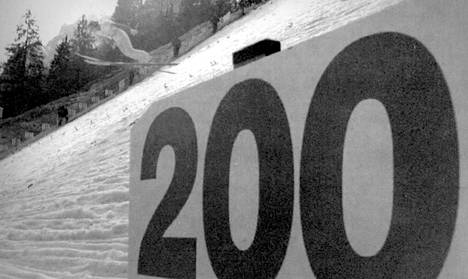 – Se oli ainutlaatuisin saavutukseni ja sisälsi eniten pelkojen ja itsensä voittamista, Toni Nieminen sanoo 200 metrin rajan ylittäneestä hypystään.