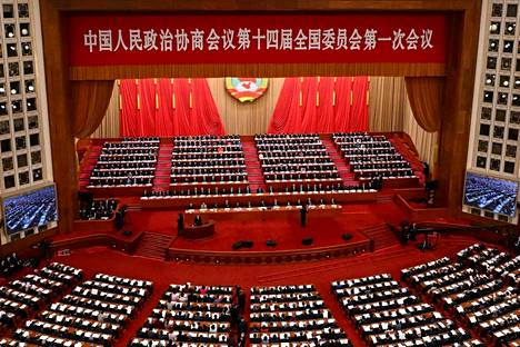 Kiinan kansankongressissa on lähes 3 000 edustajaa.