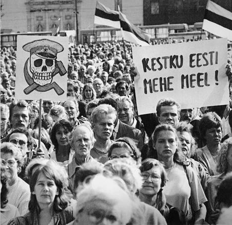Mielenosoitus Tallinnassa 20.8.1991.